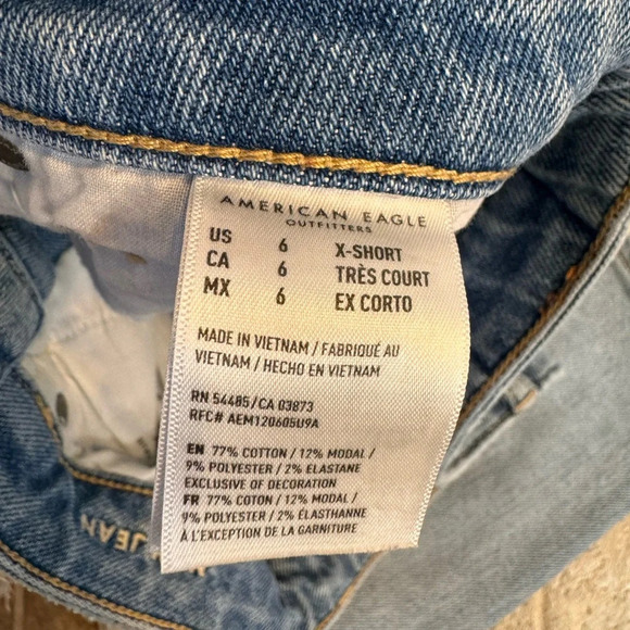 American Eagle Stretch distressed jeans cropped size 6 X-Short - Picture 10 of 11
